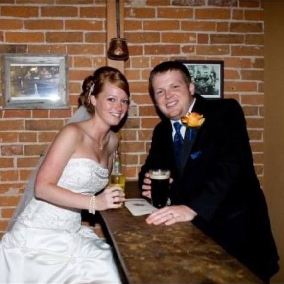 Meet your Posher, Ashley - Picture 1 of 1